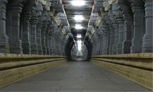 the-famed-thousand-pillared-corridor-of-rameswaram-temple